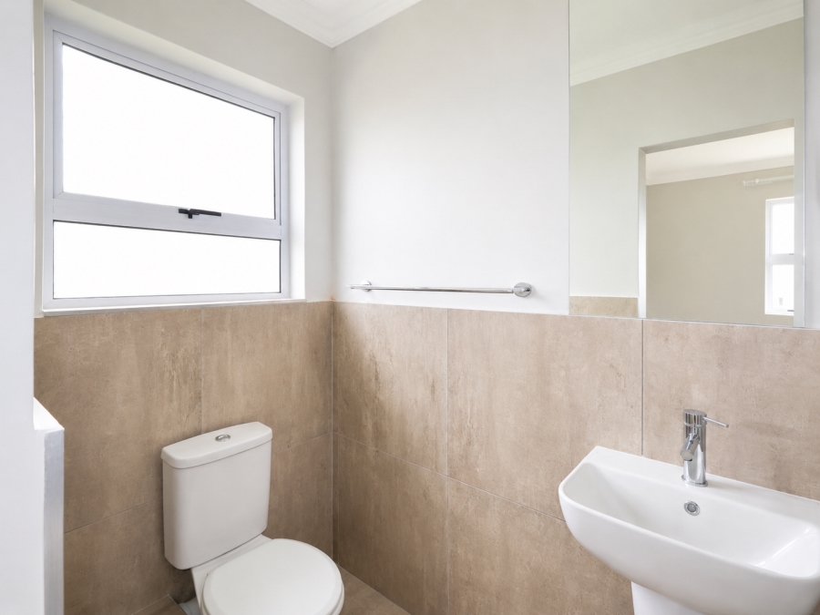 To Let 3 Bedroom Property for Rent in Sunningdale Western Cape